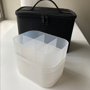 MUJI Travel Makeup Case & Makeup Organizers
